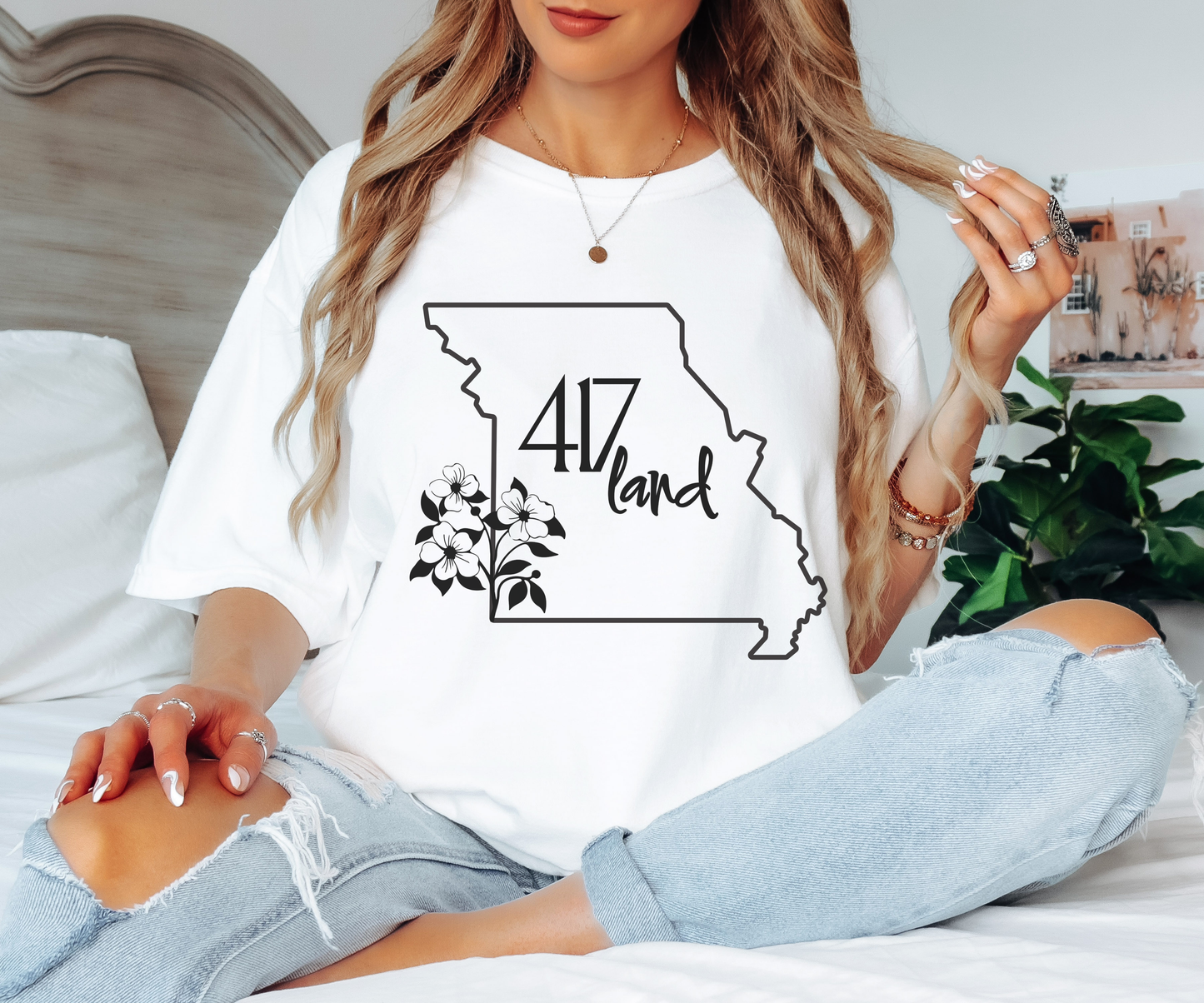 Missouri 417 Land T-Shirt — State Outline Floral Graphic Tee