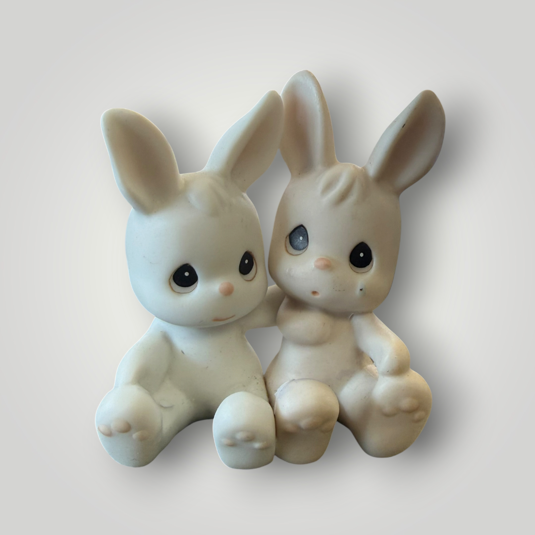 Precious Moments “There Are Two Sides to Every Story” Bunny Figurine #325368