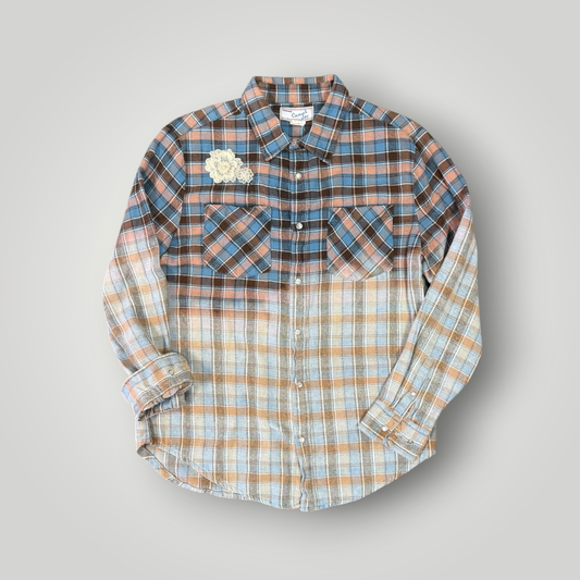 Worn and Reborn – Blue & Peach Ombre Flannel with Floral Lace – Medium